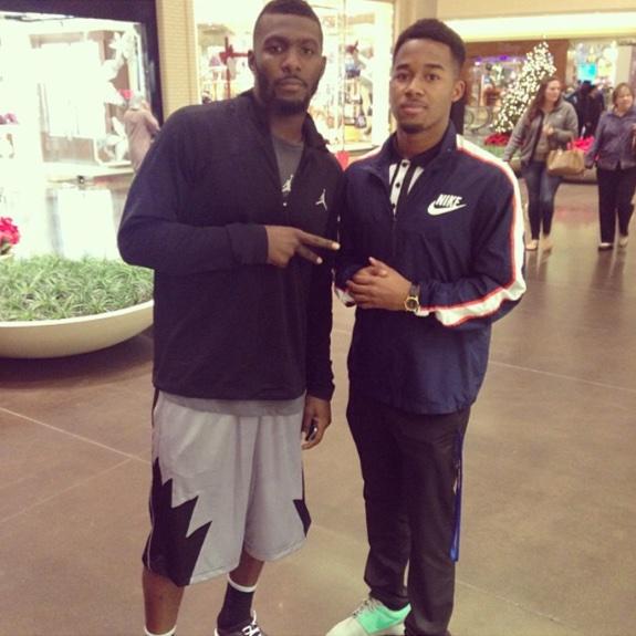 RodSteezo's tweet photo. I'm gone show my kids this picture #DezB http://t.co/CQVwf24MvD