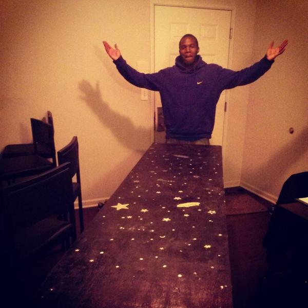 Alphonso_cook's tweet image. We got the Pong Table for the Party Friday!!!! #LetsGooo #ProjectAK