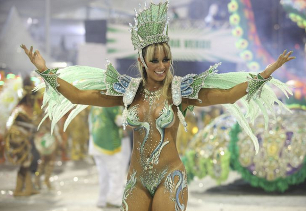 VIPsAccess's tweet photo. Do #Rio Carnival right! #VIP Ticket #Hotel✈️#Jets✅http://t.co/qwjMNNUFuC 💕#NY #ROC #Vegas #MIA #NewYork #Vegas #SoCal http://t.co/kQsLEpbNrZ