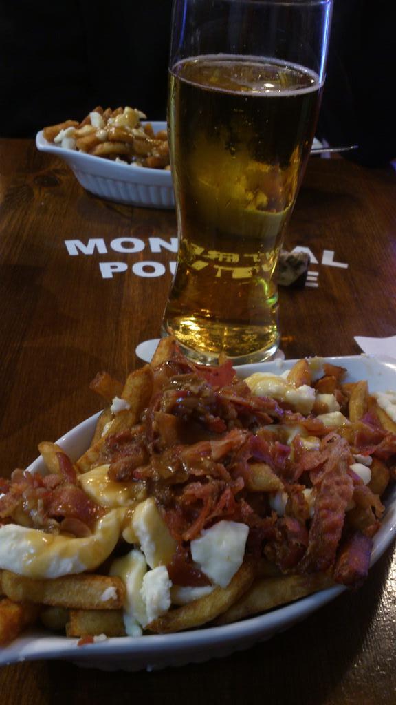 jeebs_sm's tweet photo. #PoutineArmy #cassagedebide #montrealpoutine #Brotherhood http://t.co/vdEd6r4kkW