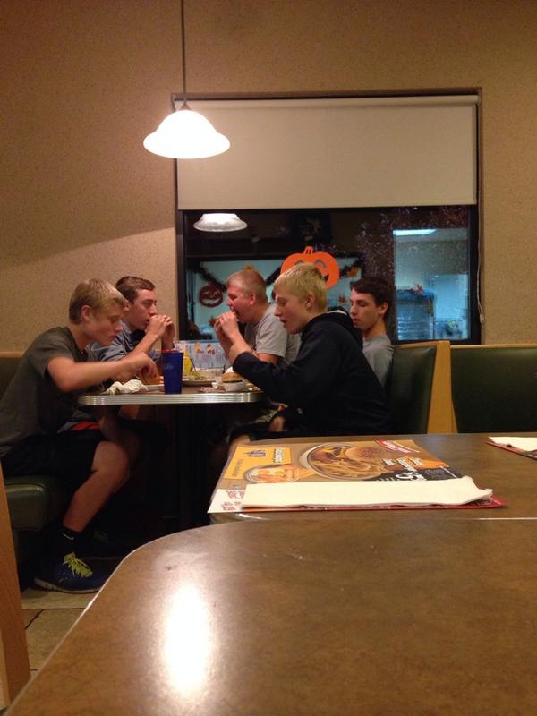 peshtigolegends's tweet photo. Paparazzi sneaks a pic of most of the Peshtigo Legends at George Webb's earlier tonight! #LegendsRisingUp http://t.co/RpFq8QezGF