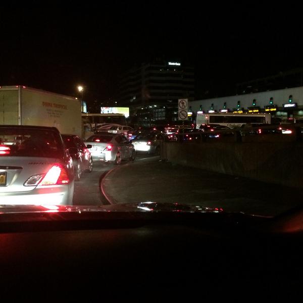 missdordor's tweet photo. This is bullshit #gwbtraffic http://t.co/6srErCZZiM