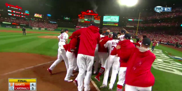 MLBONFOX's tweet photo. CELEBRATE. A WONG WALKOFF WINNER! #SFvsSTL #NLCSonFS1 http://t.co/m7YzGUh0f8