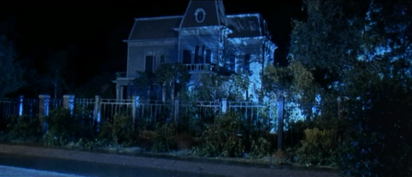 DeadFilesCures's tweet photo. New episodes of the #DeadFiles return November 1. On an unrelated note, This house is haunted by toil and revenge. http://t.co/zNMjRoXWwT