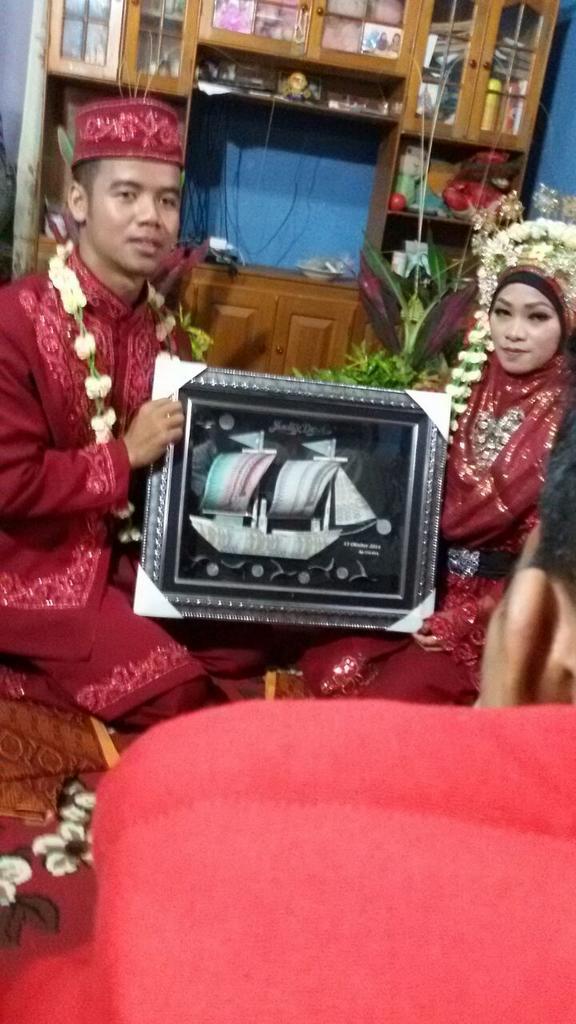 jjunjuned's tweet image. "@LSBalikpapan: berbha(pasukan laskar sedekah balikpapan ).menuju Bahtera Rumah tanggga SAMARA http://t.co/mjn1LWadmx" adminnya kapan nyusul