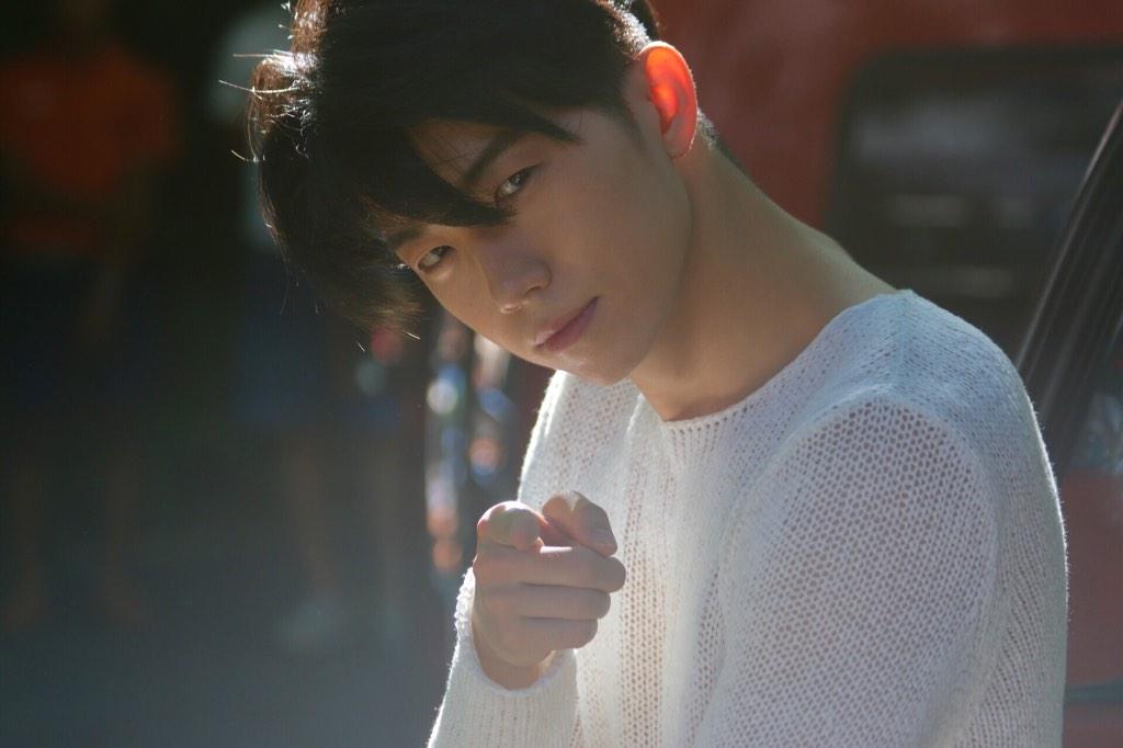 BzzTgR8CEAE1lsf.jpg:large