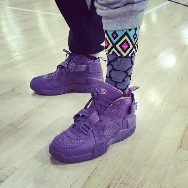 Sneaker Shouts™ on X: On foot look at the Nike Air Raid Urban Jungle.  Grab a pair here:   / X