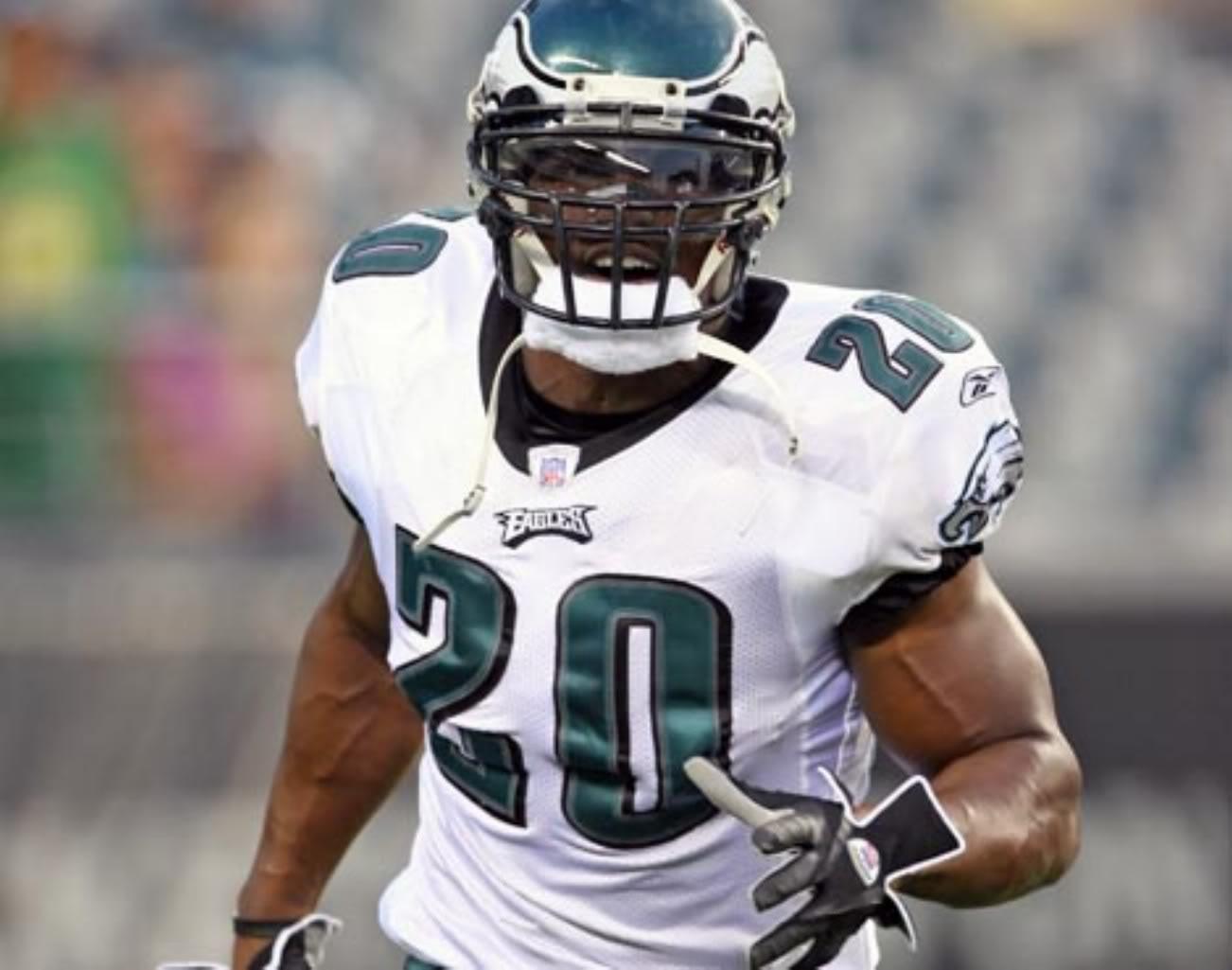 Happy Birthday to Brian Dawkins, who turns 40 today! 