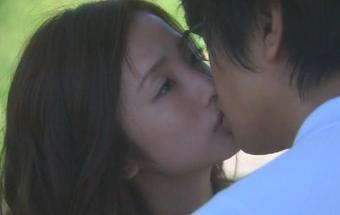 Twitter এ 昼顔 名場面 男の人とキスをしながら目を開けたのは 初めてでした もう この青い空を 何の曇りもない気持ちで 見上げる事はないのだと思うと うずくような悲しみがこみあげました でも それでも私は 昼顔 4話の名場面 Http T Co