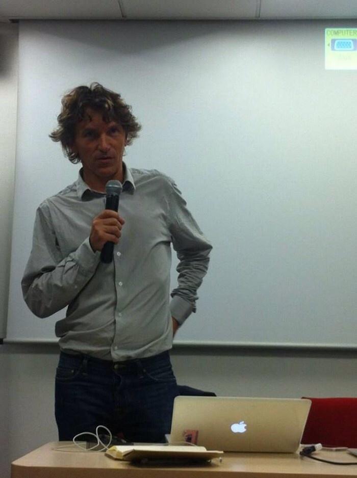 Embedded image permalink