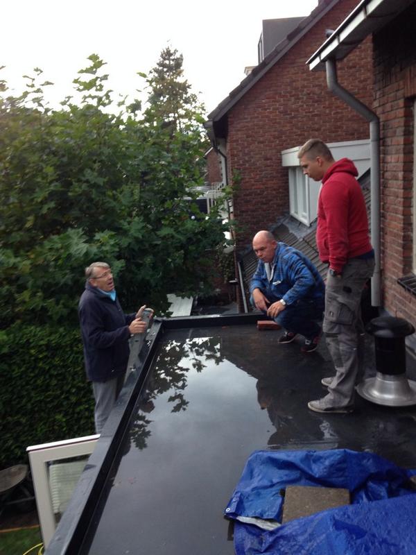 RalfHees's tweet photo. Dakinspectie Cimburgalaan Breda met @RKB_Breda en Mawipex Rilland. http://t.co/fMOZ70JZBh