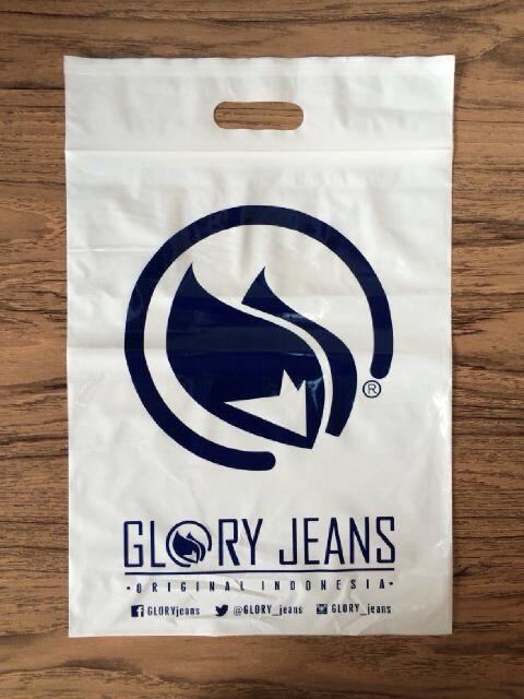 GLORY_jeans's tweet photo. New packaging http://t.co/lt40RwKU7u