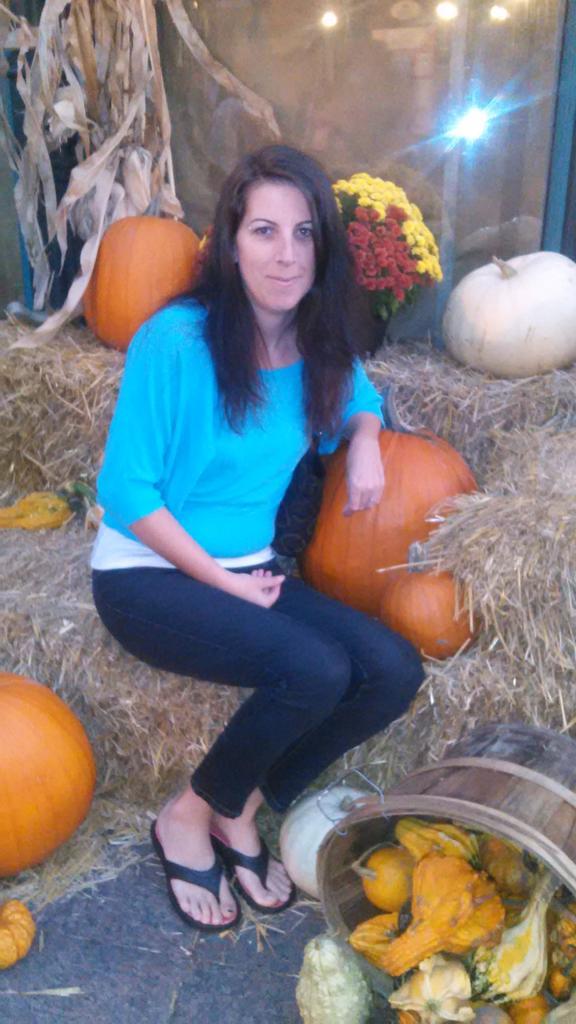 chickflick28's tweet image. @RideauCentre my #fallchange love this look... All bought from Rideau centre