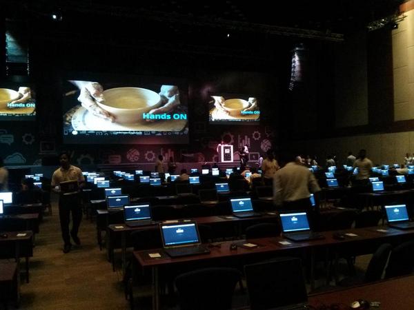 ganex's tweet image. #pegadevcon Building a multichannel UI, is about to get started