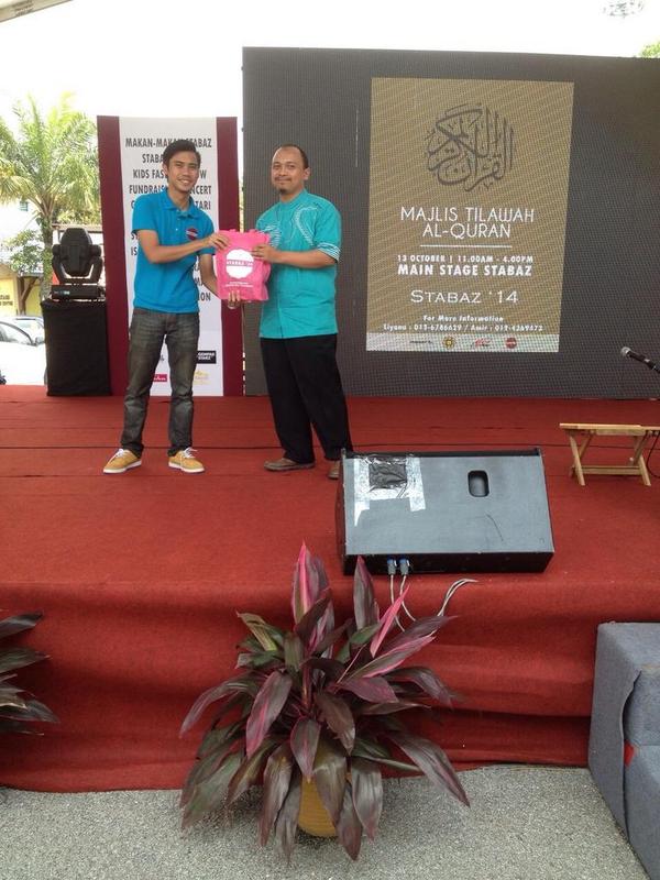 Stabaz_IIUM's tweet photo. MAJLIS TILAWAH ALQURAN. Tahniah kepada pemenang!
1. Mohd Alif 
2. Fakhurarazi 
3. Mohd Sharafie
#stabaz2014 #stabest http://t.co/MxpFdwKP8O