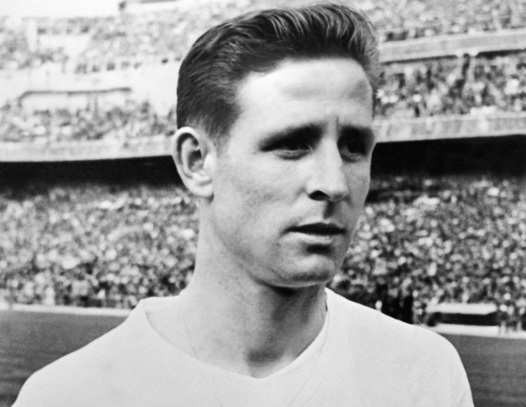 Happy birthday Raymond Kopa! We profile & legend  