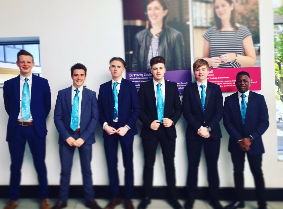 lydiahorbury's tweet photo. Our team for the @PJEA_org @PJFoundation #negotiationchallenge good luck 🍀 https://t.co/Q1PxbaaI3j