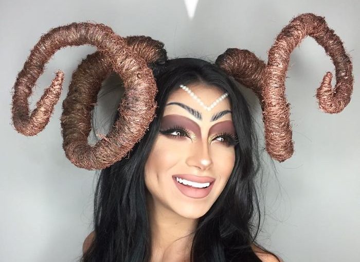 extra_crunch's tweet photo. 12 Best #Makeup Looks To #Match Your #Zodiac Sign
 https://t.co/HsdivI5S2s https://t.co/XWlBYrZ7ze