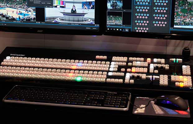 AudVidEl's tweet photo. RT @videomart: Newtek apresenta novo TriCaster TC 1 na NAB SHOW https://t.co/2BqdTCm3sO #NABShow2017 #Newtek #TricasterTC1 https://t.co/vqWIxOUobg