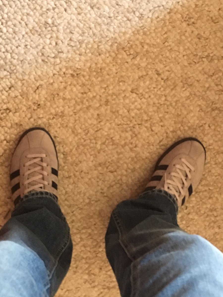 clarksters71's tweet photo. Not sure on these ๐ค#adidas #Mallisons #spzl #adidassler #forthosethatknow #adidaswearingloyal #ktf #adilove #3stripes #addictted #obsessedโ๐ป https://t.co/bYG7yaFqU0