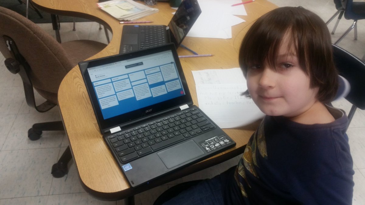 Michell12636648's tweet photo. Seymour using hyper doc with padlet in her first grade class!@Michell12636648 @ARPanthers @MahopacASCI https://t.co/qJq0VrdrTv