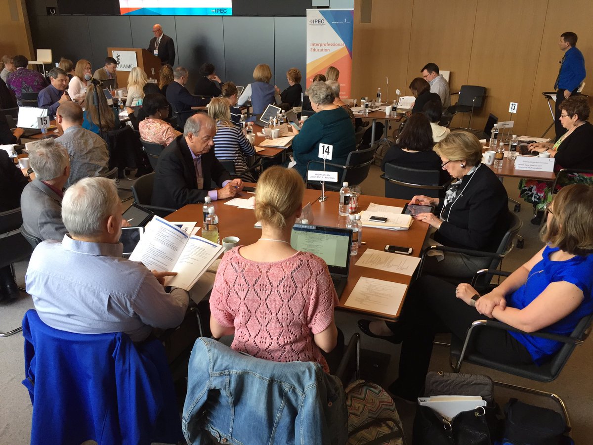 LisaDHowley's tweet photo. #IPECollaborative #IPECSpring17 Day 2 of active collaborative learning https://t.co/yAToOvoY6Y