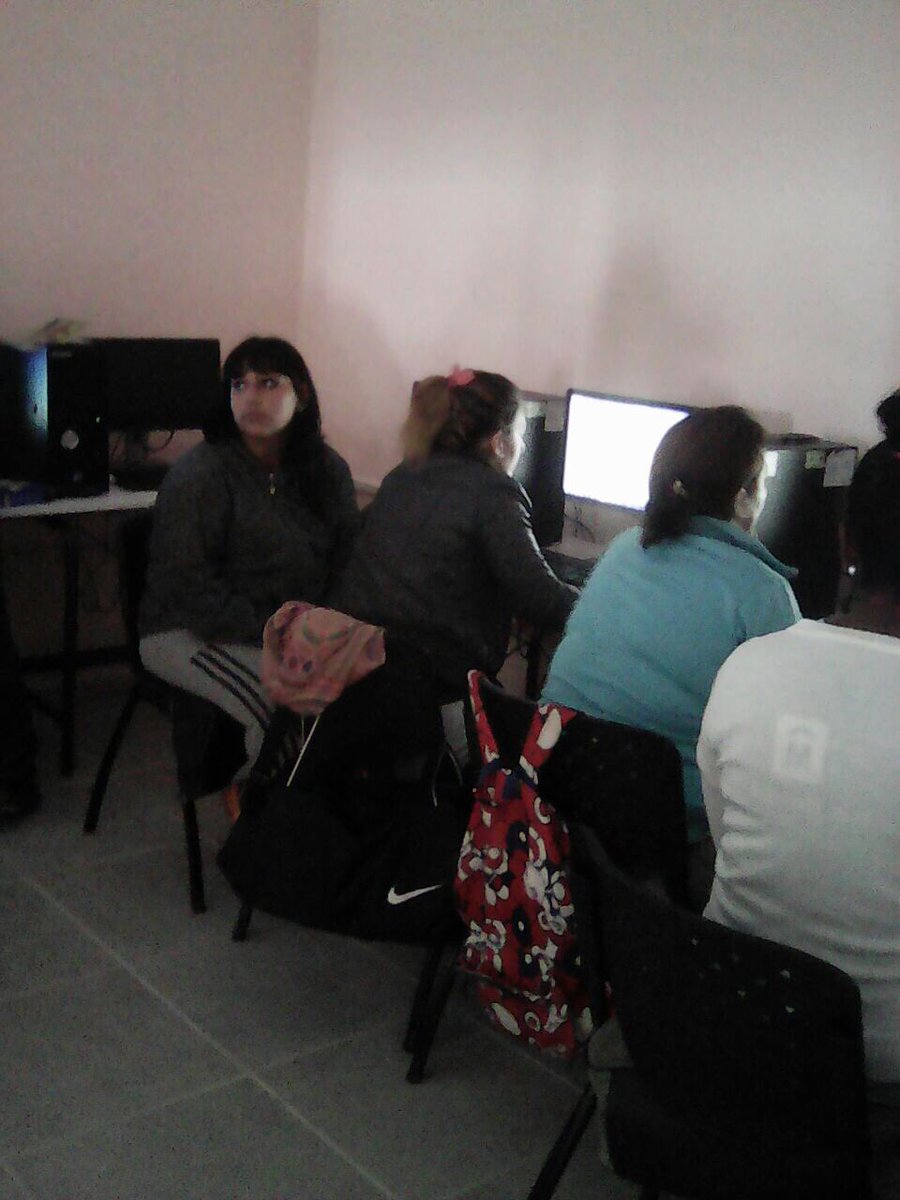 UtuEid's tweet photo. Cursando Inclusión Digital en el  
PTI-Cerro.
EID-ANTEL-UTU https://t.co/Qfu0l5Uwir