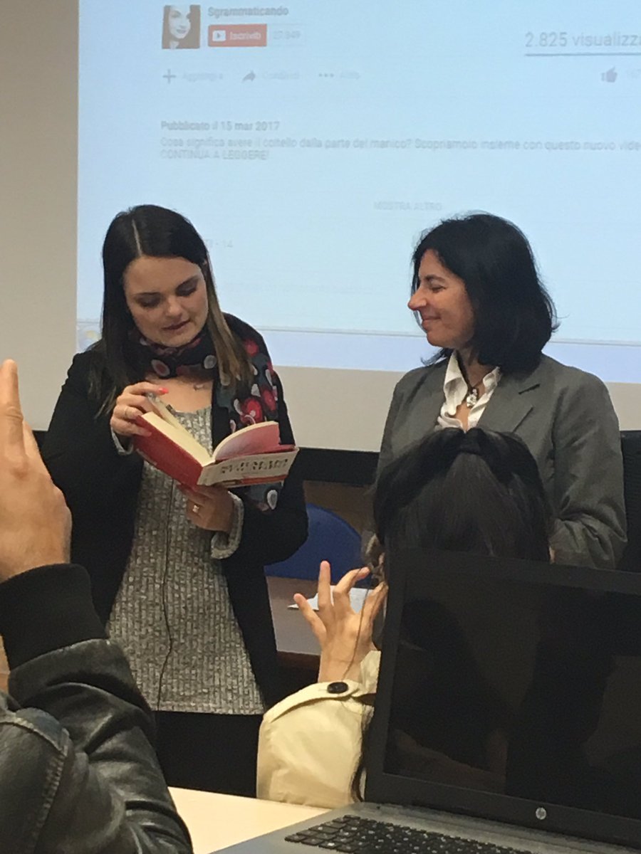 AliiBrundu's tweet photo. Il congiuntivo barcolla ma non molla 💪🏻😂 #sgrammaticando @fiosgramma 📚 #ComUnica #SMTComUnica https://t.co/zyOp0jsCUn