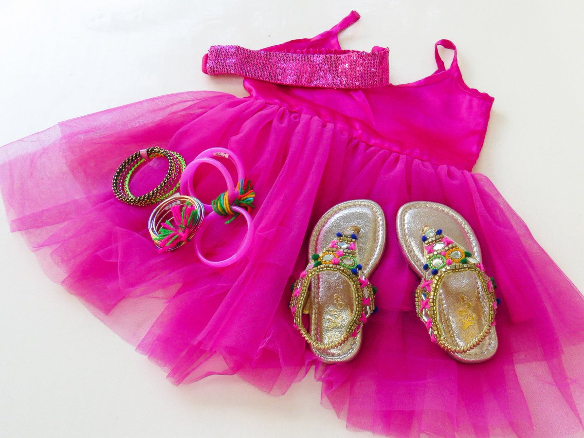 llshops_ke's tweet photo. Pink tutus available from @Putali at Langata Link Shops. Perfect for your little #ballerina! #Tututhursday #pink #cutekids #nairobi https://t.co/GgauIO5C3g