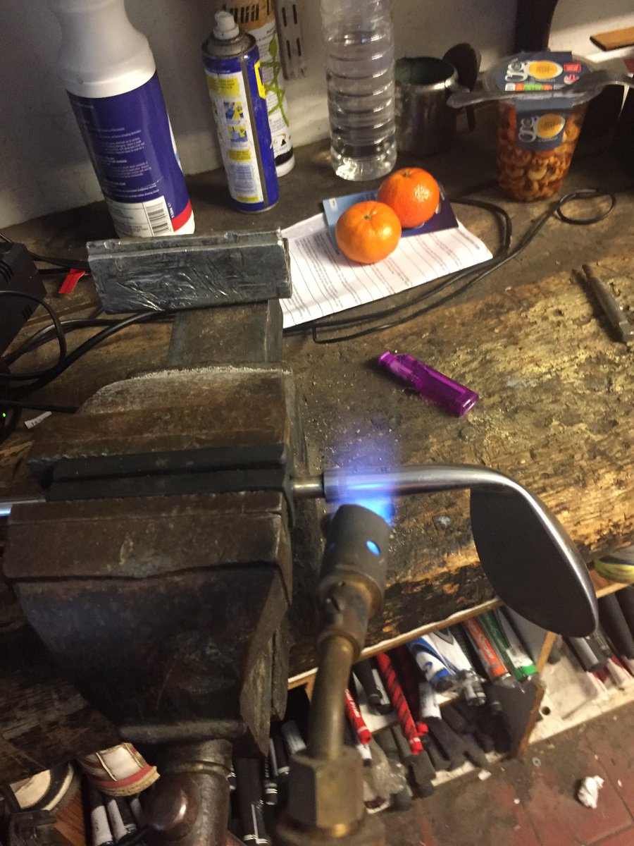 ScottCurriePGA's tweet photo. On the tools! #golf #golfrepairs #Pga #golfchat https://t.co/6K3coDFWhy