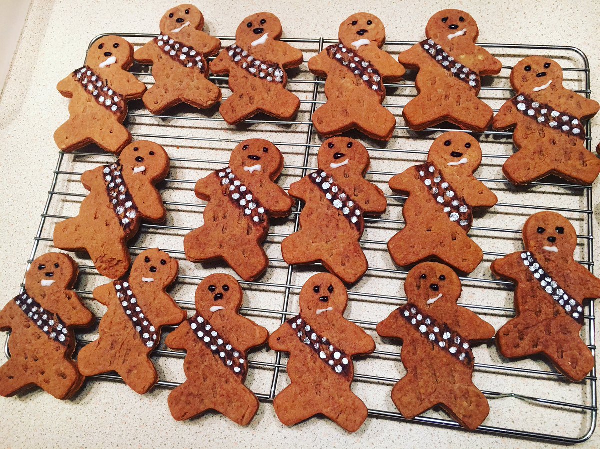 InkedLizdizzle's tweet photo. Sooo I made chewbacca cookies for today #MayThe4thBeWithYou https://t.co/XAivWGJrPW