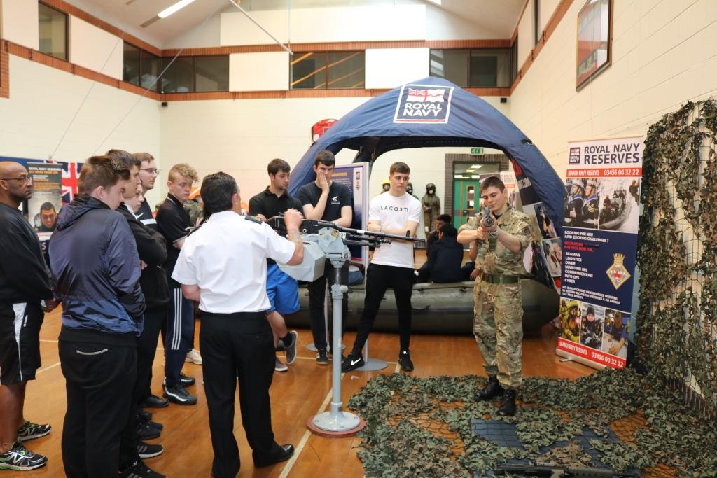 DerbycollegePS's tweet photo. #DC_trips to @HMSSherwood A great day learning about careers in the Navy @RNJobsUK @east_mids_rfca ⚓️⚓️#DC_enrichment https://t.co/UPWCg1Pm9I