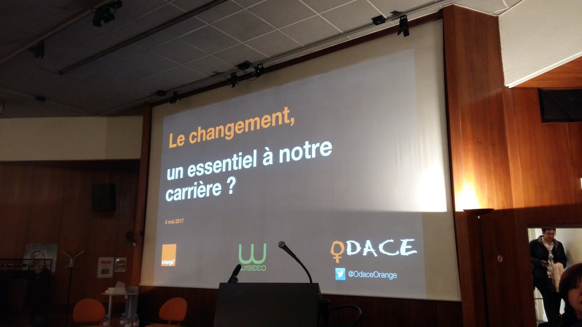 OdaceOrange's tweet photo. C parti conf et table ronde #changement un essentiel à notre carrière avec des témoignages de prestiges @Br_Dumont @ValerieTherond @wiseed https://t.co/PsodpkZOPr
