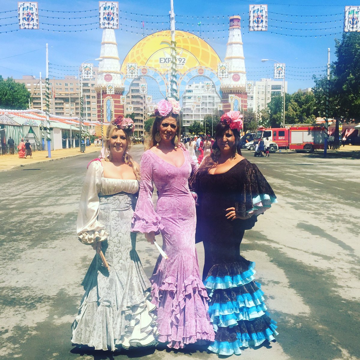 Esperanza lobato Día tweet media