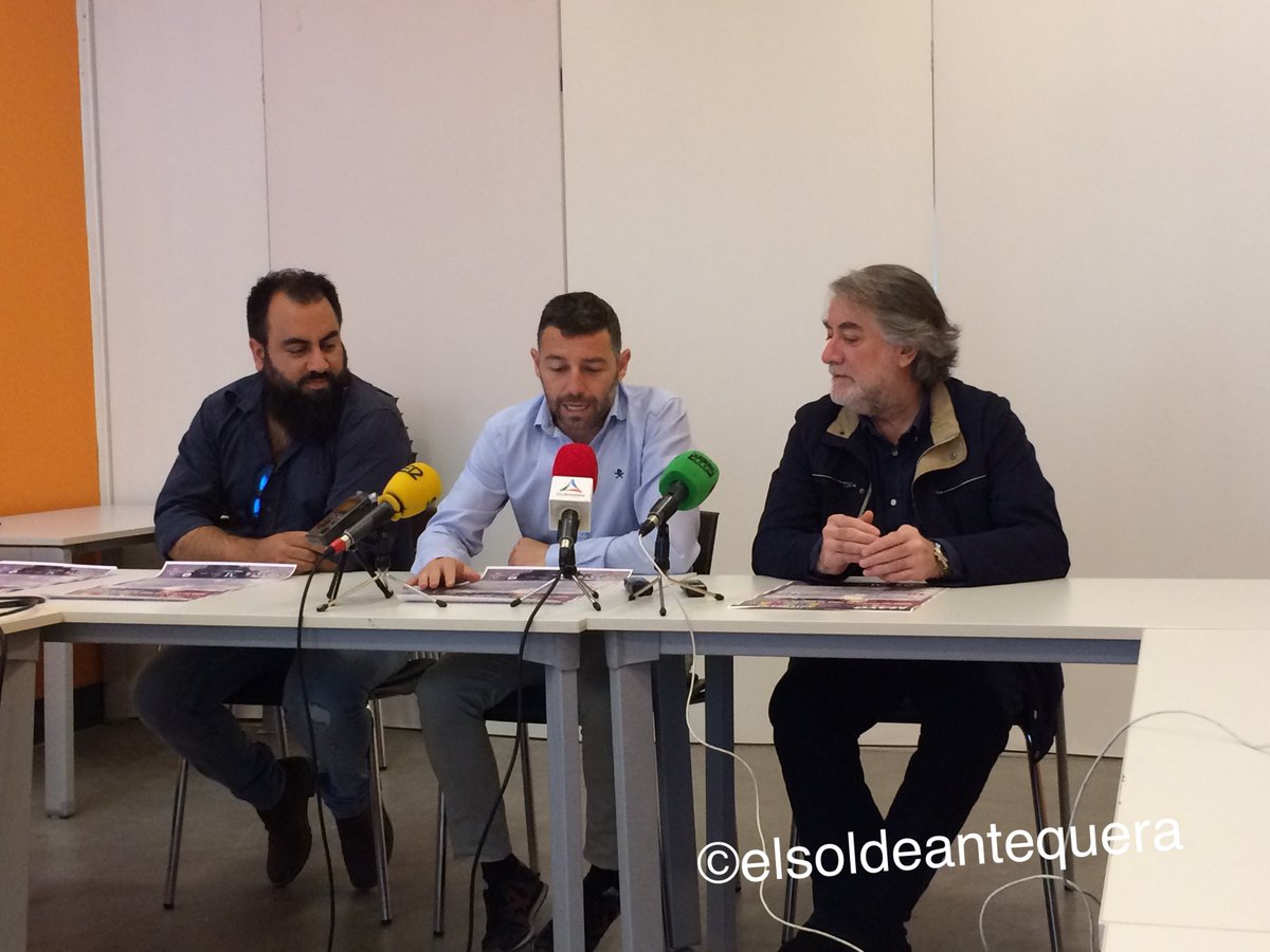 ElSoldAntequera's tweet photo. DIRECTO: Todos los viernes de mayo en la Casa de la Juventud, I Audiciones Antequera Suena. @EscuelaMusicATQ https://t.co/LkiHB1mNUt
