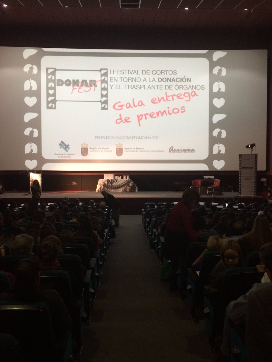 Los chic@s ya abarrotan  la Filmoteca para la gala entrega de premios del festival de cortos DonarFest. <a href="/DonarfestMurcia/">Donarfest Murcia</a> 
¡A disfrutar!
