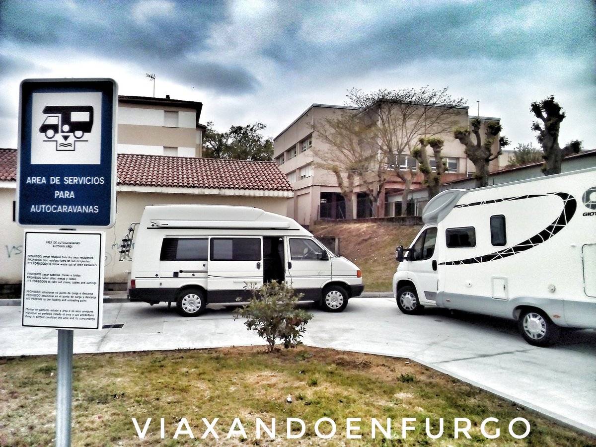 viaxandoenfurgo's tweet photo. Area #autocaravanas de Negreira A Coruña pq #viajamostodoelaño @NegreiraC @ACyViceversa @TurismoNegreira Gastamos el dinero dd nos quieren https://t.co/yIphgdUWf0