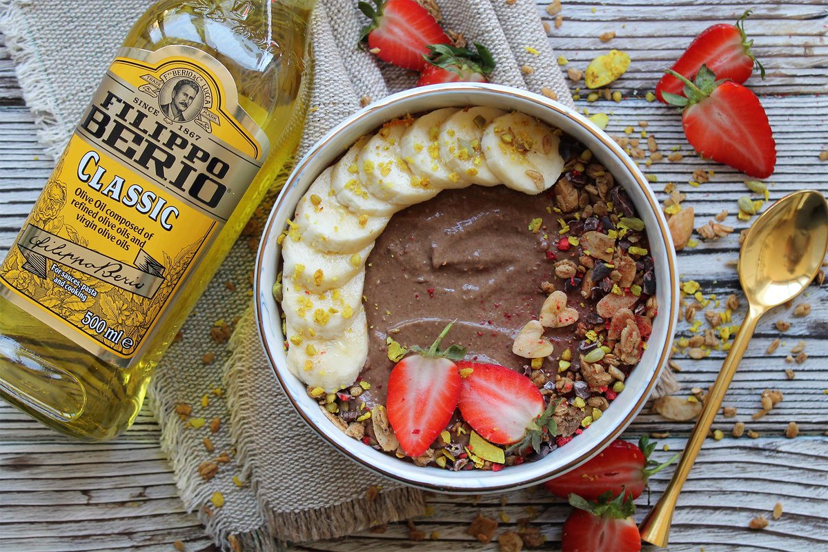 Day 4 of heart failure awareness week <a href="/NinjaKitchenUK/">Ninja Kitchen UK</a>
How beautiful is this smoothie bowl by <a href="/hskinkitchen/">Happyskinkitchen</a>?
Recipe👉🏼 bit.ly/2pbI8DL