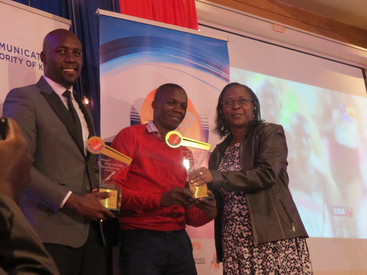 CauseImpactPR's tweet photo. Ms. @ktikolo - MD @iAfricaPR &amp; Chairman @wazitofc awards @ntvkenya's @DennisOkari &amp; Eric Isinta - The Sports Reporting Award 2017 #AJEA2017 https://t.co/wdaqtKRKaN