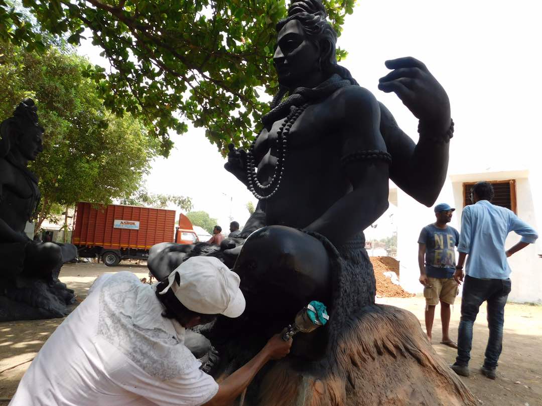 ShivmandirFest's tweet photo. अंबरनाथ येथील शिवमंदिर परिसरात शिवमंदिर #ArtFestival साठी जय्यत तयारी सुरु #Ambarnath #ShivMandir #Art #Culture https://t.co/Q4KWD7s4Bd