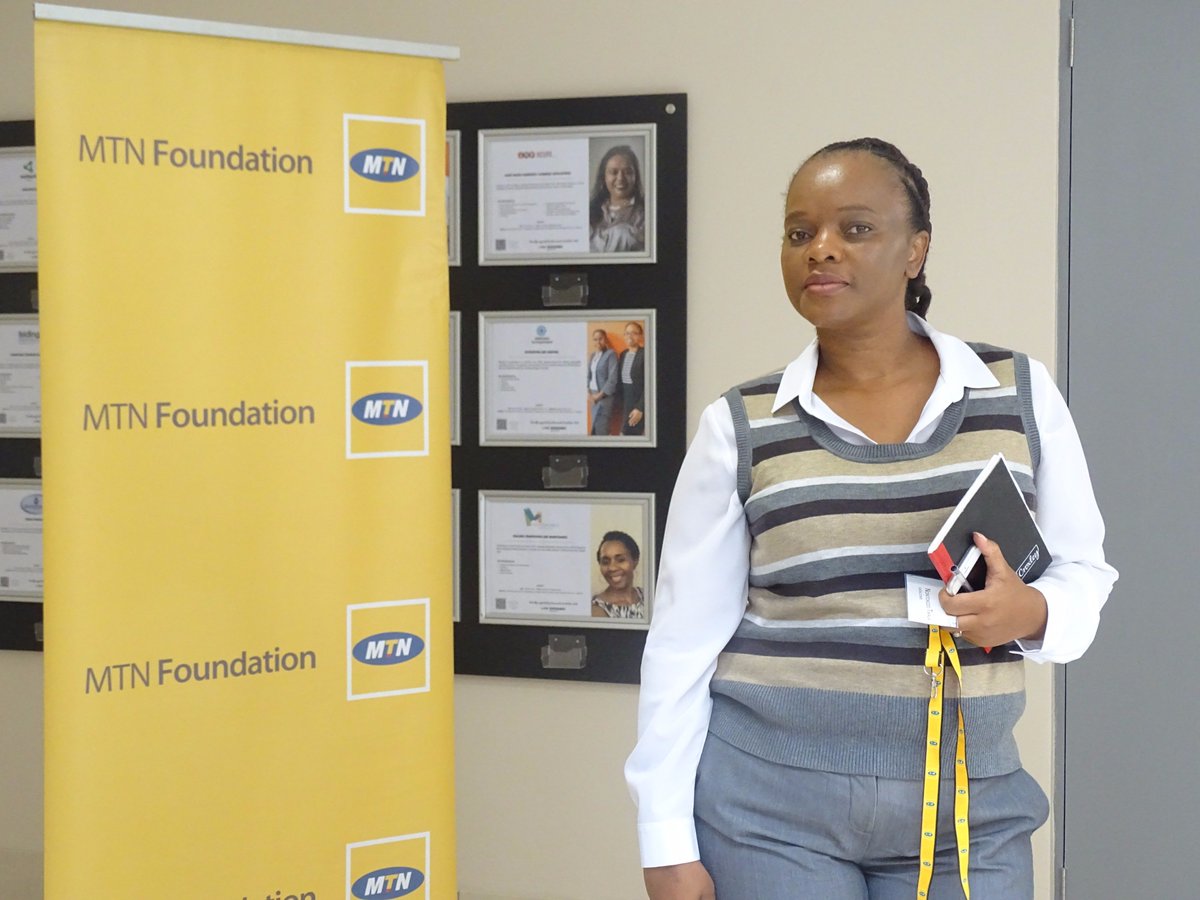 Datacomb tweet media