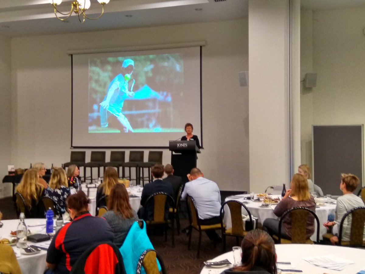 SportNEVic's tweet photo. Kim Scanlon from Alpine Valleys Community Leadership program chatting about benefits of having diversity within a committee #changehergame https://t.co/ovU6Juu8hA