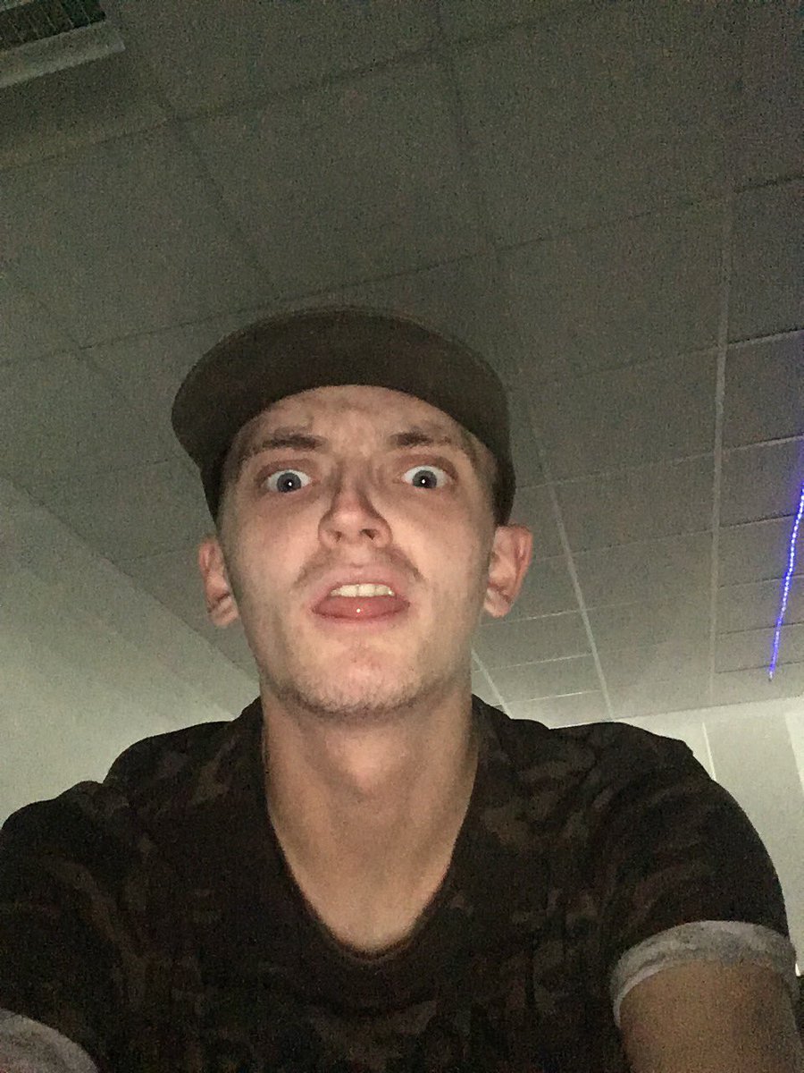 Eryn47's tweet photo. Oh hello there @Tom_Matt_Dix #thanksforthespam https://t.co/F4cAfKCHty