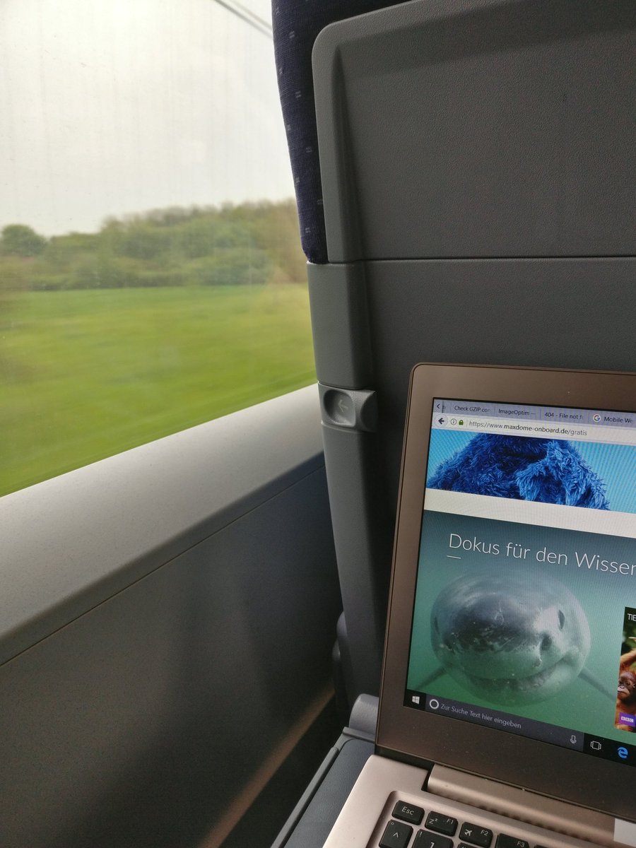 NautBio's tweet photo. Mit Höchsttempo und WLAN von @DB_Info zurück nach Köln. Danke ans @NaWik und alle anderen für den spannenden Tag. #NaWik17 https://t.co/QlNoldTysV