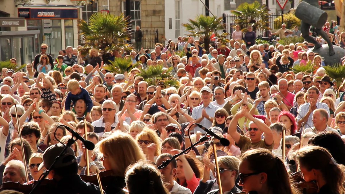RoyalPhilSoc's tweet photo. #LiveMusicIs... restorative, challenging, shared. What makes live music & #RPSMusicAwards so special @MusicMagazine https://t.co/7SW6zDTRCb https://t.co/P6oP6XhSo9