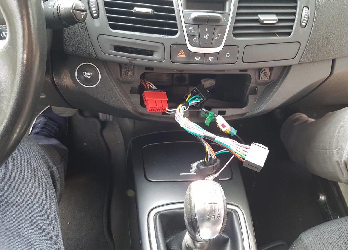 AUTORADIO RENAULT LAGUNA III 2009