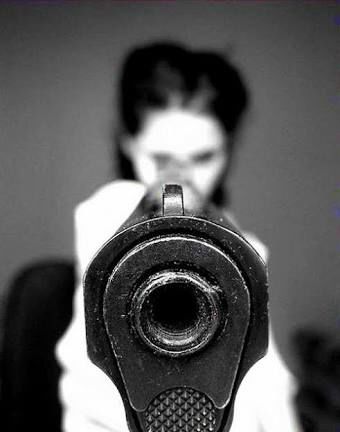 AFunMaza's tweet photo. like it or i will shoot https://t.co/sgZoc7TxKM
