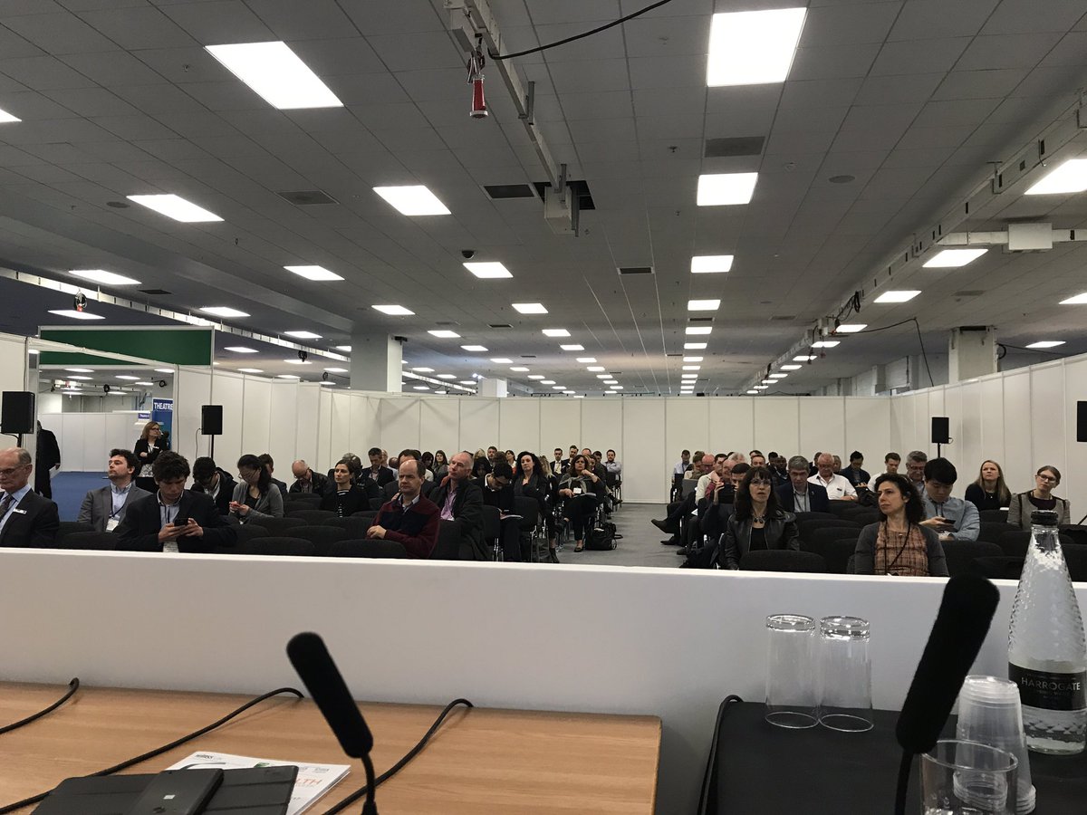 teppie's tweet photo. Sharing user insights at #EHWK17 #ux #UserExperience #puttingusersfirst https://t.co/AM6HI2VAUC