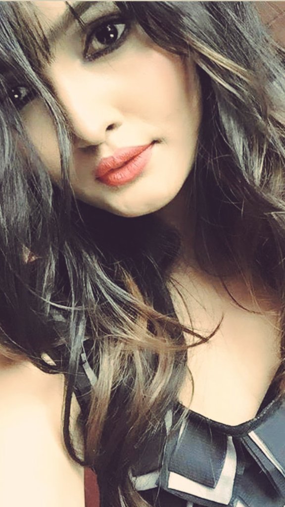 ShaynaSahil's tweet photo. I am feeling so sad https://t.co/1O7qgIrwbb