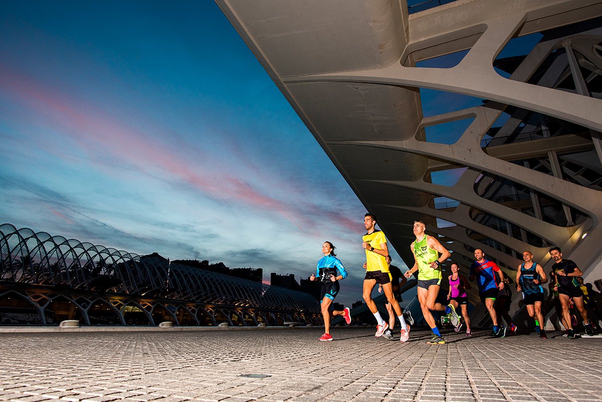 Valencia2018's tweet photo. El 24/03/18 correrás por un circuito nunca antes visto en la ciudad del running, con salida y meta en @CACiencies https://t.co/K7FT08zLuw https://t.co/FlOh5MQmpd